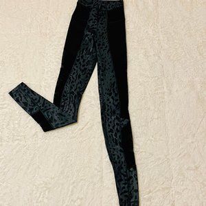 Lululemon Leggings (2)